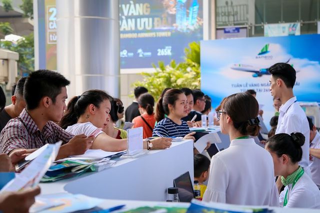 “Bão tour” của KLF Travel nhận được sự quan tâm đông đảo của khách hàng