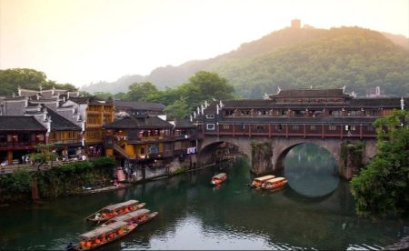 Nam Ninh – Thanh Tú Sơn – Thái Bình Cổ Trấn – Nam Ninh Chi Dạ